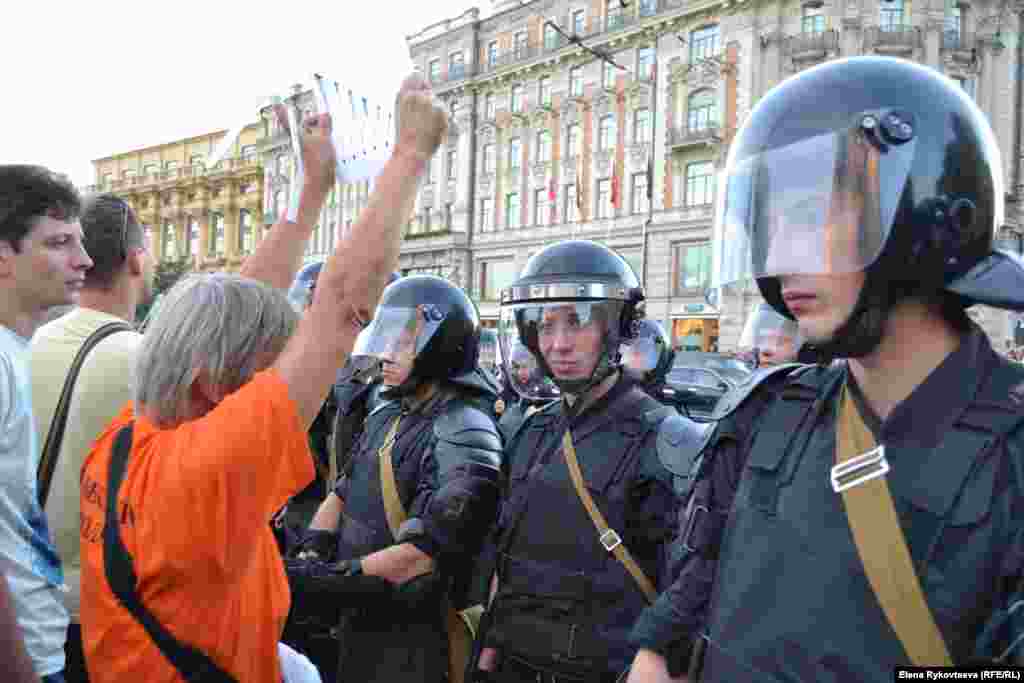 Москва, Манежная, 18 июля 2013