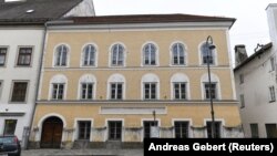Shtëpia ku ka lindur Adolf Hitler. Braunau, Austri.
