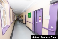 Imagine din prezent de la Secția de ATI a Spitalului din Bistrița.