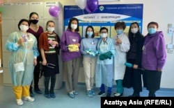 Участницы клуба «28 петель» в Казахстане