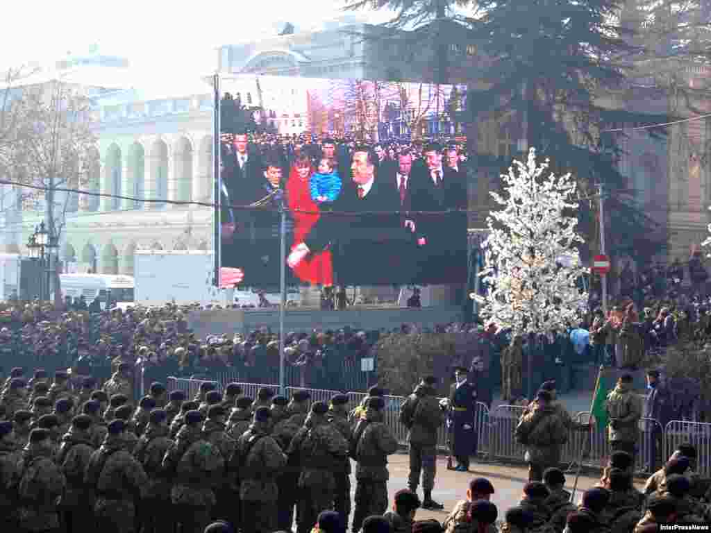 Военный парад во время инаугурации. Тбилиси, 20 Января 2008.