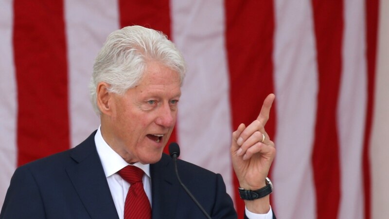 Поранешниот претседател на САД, Бил Клинтон е отпуштен од болницата 