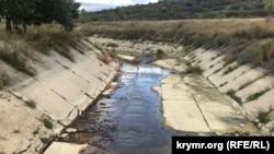 Обмелевшее русло реки Биюк-Карасу у Белогорска в Крыму. Архивное фото