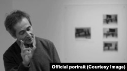 Bernard Blistène, director al Centrului Pompidou din Paris și celebru curator internațional, a avut în custodie Atelierul lui Brâncuși. După mulți ani părăsește directoratul pentru alte proiecte legate de arta modernă și contemporană.