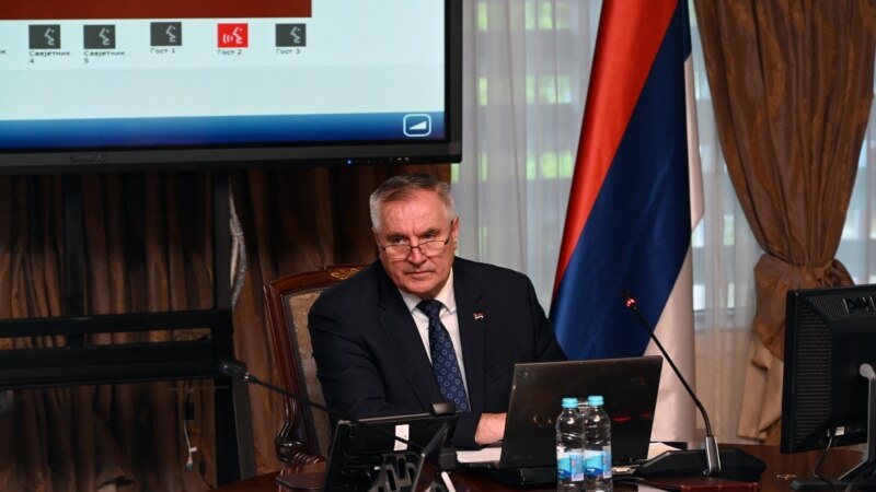 Radovan Vishkoviq jep dorëheqje nga posti i kryeministrit të Republikës Sërpska