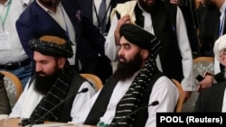 تصویر آرشیف: حضور امیر خان متقی و برخی از طالبان در یکی از نشست های که در مسکو برگزار شده بود 