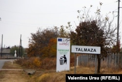 "It's not worth living here," one elderly resident in Talmaza told RFE/RL's Moldovan Service.