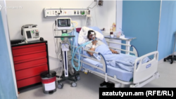 Сирануйш Налбандян в реанимационном отделении медцентра «Св. Григория Просветителя» в Ереване, 19 октября 2021 г.