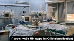 Одна из палат Минской областной клинической больницы в разгар эпидемии коронавирусной инфекции