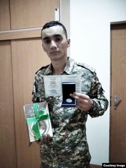 Porno filmda Katya Gamova Hammomdagi yalangoch kelinlarning yangi fotosuratlari