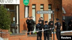 16 жовтня поліція провела обшуки в Лондоні за трьома адресами