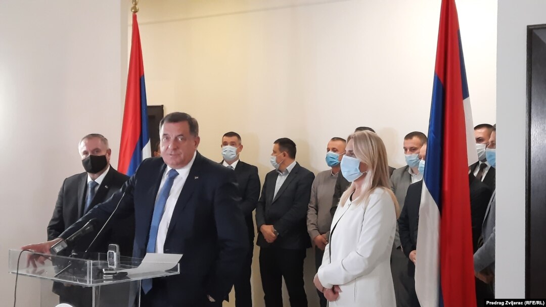 Milorad Dodik i Željka Cvijanović na konferenciji za medije u Istočnom Sarajevu, 14. oktobar 2021. 