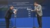 Sve čvršća ekonomska uvezanost između dve države, praćena je kritikama zbog ugrožavanja demokratskih vrednosti na obe strane. Viktor Orban, premijer Mađarske, i Aleksandar Vučić, predsednik Srbije, na otvaranju radova na rekonstrukciji pruge Subotica - Horgoš 18. oktobra 2021. 
