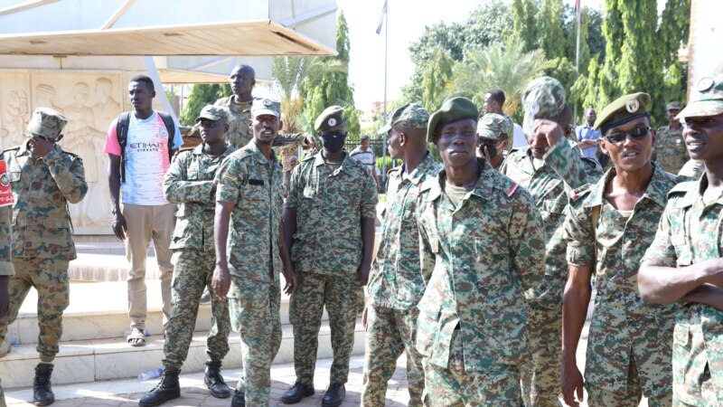 Судандын премьери каршылык акцияларынан кийин кызматтан кетти