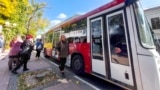 Общественный транспорт в Керчи. Крым, 19 октября 2021 года