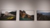 Pamje nga ekspozita me fotografi të fotografit Hrvoje Polan, e cila është prezantuar në Galerinë e Fakultetit të Arteve në Prishtinë. 16 tetor 2021.