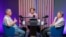 Analiștii politici Igor Boțan (stânga) și Nicolae Negru, în studioul Europei Libere, în timpul înregistrării acestui episod al podcastului „Dincolo de Știri” moderat de Eugenia Crețu