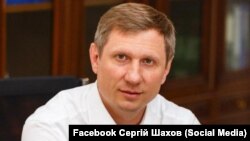 Два джерела «Схем» в оточенні керівництва МОЗ на умовах анонімності також підтвердили, що згаданий пацієнт, в якого підтвердили захворювання на коронавірус – це Сергій Шахов