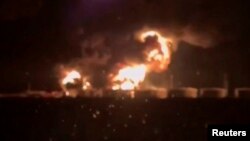 Русија - Пожар во резервоарите за нафта во складиштето Голубокинскаја, во областа Ростов