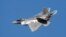 Ամերիկյան F-22 Raptor ռազմական օդանավը թռիչքի ժամանակ, արխիվ