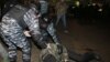 Бійці спецпідрозділу МВС «Беркут» під час розгону учасників акції на підтримку євроінтеграції України на Майдані в Києві, ніч на 30 листопада 2013 року