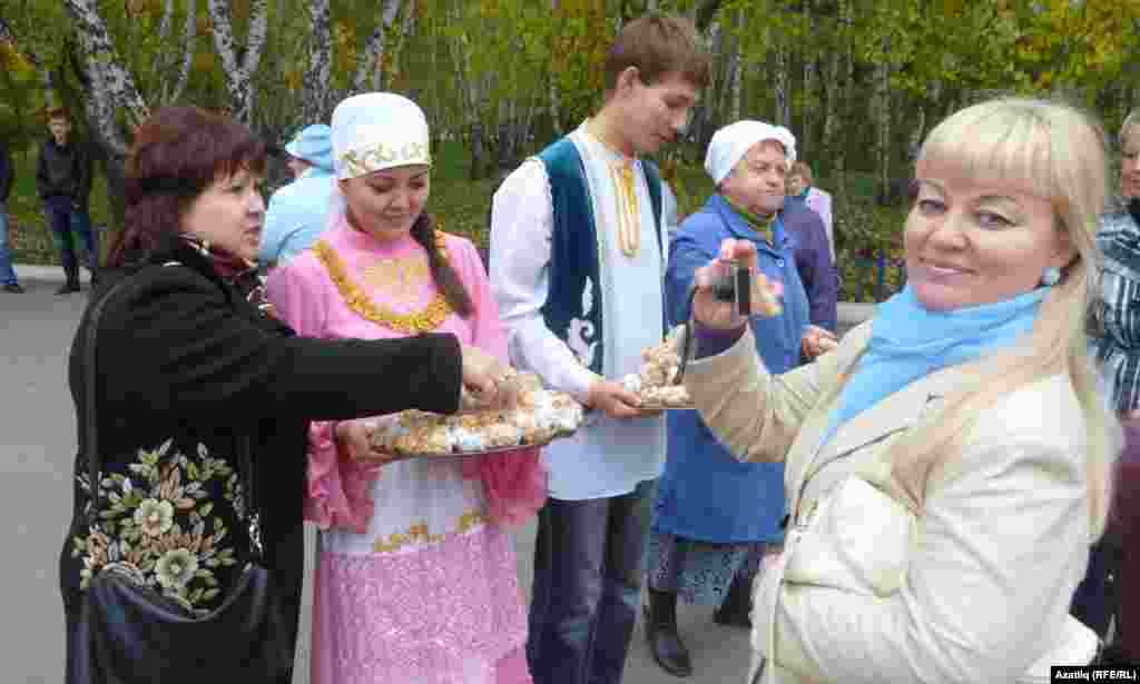 &quot;Сыйланыгыз!&quot;