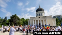 Marșul organizat de Igor Dodon pe 20 iunie s-a încheiat în scuarul catedralei din Chișinău, unde apărătorul familiei tradiționale a rostit un discurs