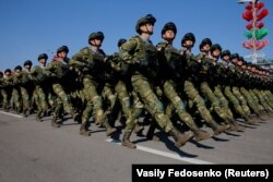 Минск орталығындағы әскери парад. 9 мамыр 2020 жыл.