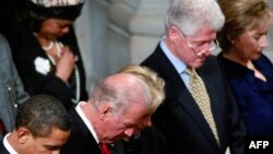 Barak Obama, Džo Bajden i Bil Klinton