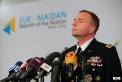 Бывший командующий войсками США в Европе, генерал-лейтенант Бен Ходжес. Киев, 21 января 2015 года