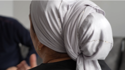 Ин зан шикоят дорад, ки шавҳари собиқаш алимент намепардозад