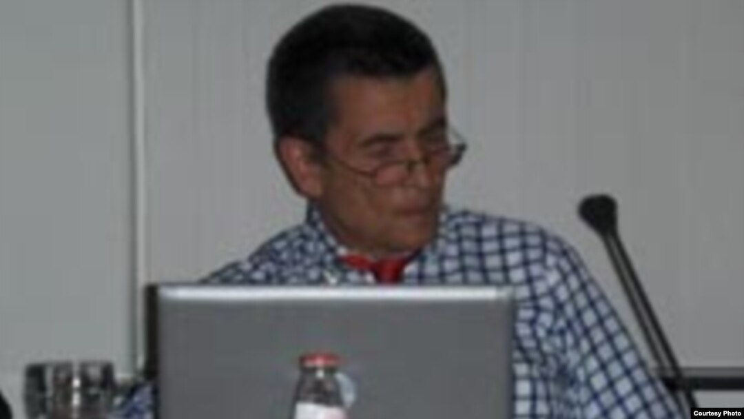 Geoffrey Nice, bivši tužilac u slučaju protiv Slobodana Miloševića, u svom obraćanju na konferenciji, Foto: IWPR