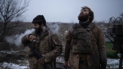 Піхотинці 93-ї ОМБр Дмитро «К2» (ліворуч) та Денис «Барс»