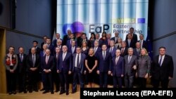 Foreign ministers pose for a family picture after a joint Foreign Affairs Council/Eastern Partnership meeting at the European Council in Brussels in May 2019.