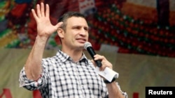 Given that Vitali Klitschko ran for mayor on a "clean hands" campaign, promising to stamp out corruption -- and given that the transactions involve several of his close associates -- the controversy over Sunny Riviera poses a thorny challenge for the former world heavyweight champion.