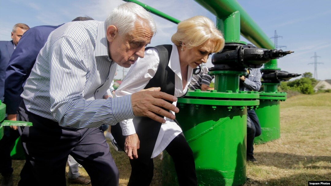 Petre Daea îl numise pe pensionarul de lux secretar general al Ministerului Agriculturii, iar Viorica Dăncilă l-a numit, la plecare, vicepreședinte al Oficiului pentru Combaterea Spălării Banilor