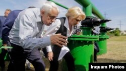 Petre Daea îl numise pe pensionarul de lux secretar general al Ministerului Agriculturii, iar Viorica Dăncilă l-a numit, la plecare, vicepreședinte al Oficiului pentru Combaterea Spălării Banilor