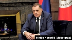Dodik je Minića predložio za premijera., iako nema ustavnu nadležnost, nakon što mu je Centralna izborna komisija BIH oduzela mandat, poslije presude Suda BiH. 