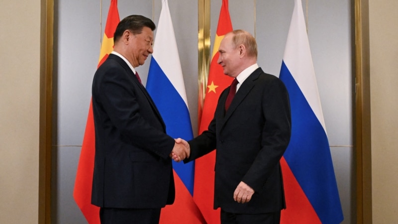 ШҲТ: МО лидерлари 'Путин ва Си Цзинпин билан гаплашиб оладиган' саммит