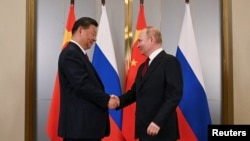 Rusia și China au anunțat un „parteneriat fără limite” în februarie 2022, cu doar câteva zile înainte de invadarea Ucrainei.