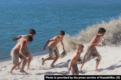 Анамен жыныстық қатынасты қараңыз