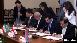 Armenia - The energy ministers of Russia, Iran and Armenia and a Georgian deputy energy minister sign an agreement in Yerevan, 13Apr2016.