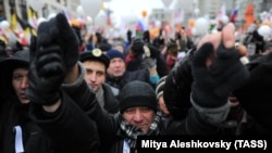 Митинг оппозиции "За честные выборы" на проспекте Сахарова. Москва, 24 декабря 2011 года. Иллюстративное фото.