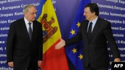 Nicolae Timofti şi Jose Manuel Barroso, Bruxelles, 27 aprilie 2012