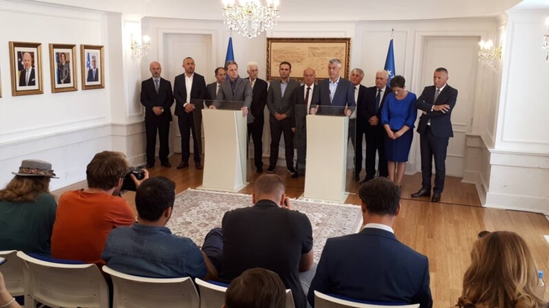 Албанците од Прешево побараа обединување со Косово