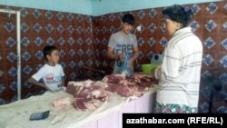 Lebapda bir et dükany. Arhiw suraty