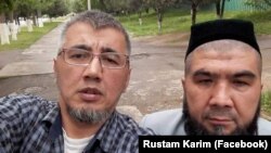 Ташкентские блогеры Рустам Карим (слева) и Тулкин Астанов.