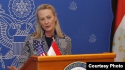 Элис Уэллс, первый заместитель помощника Госсекретаря США по делам Южной и Центральной Азии