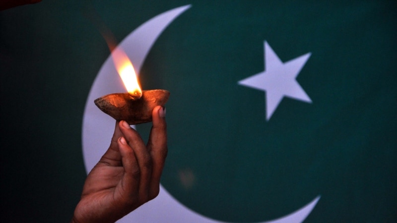'پاکستان کې د مذهبي ازادي نه پاماله کېږي'