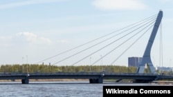 Мост Героев в Санкт-Петербурге.